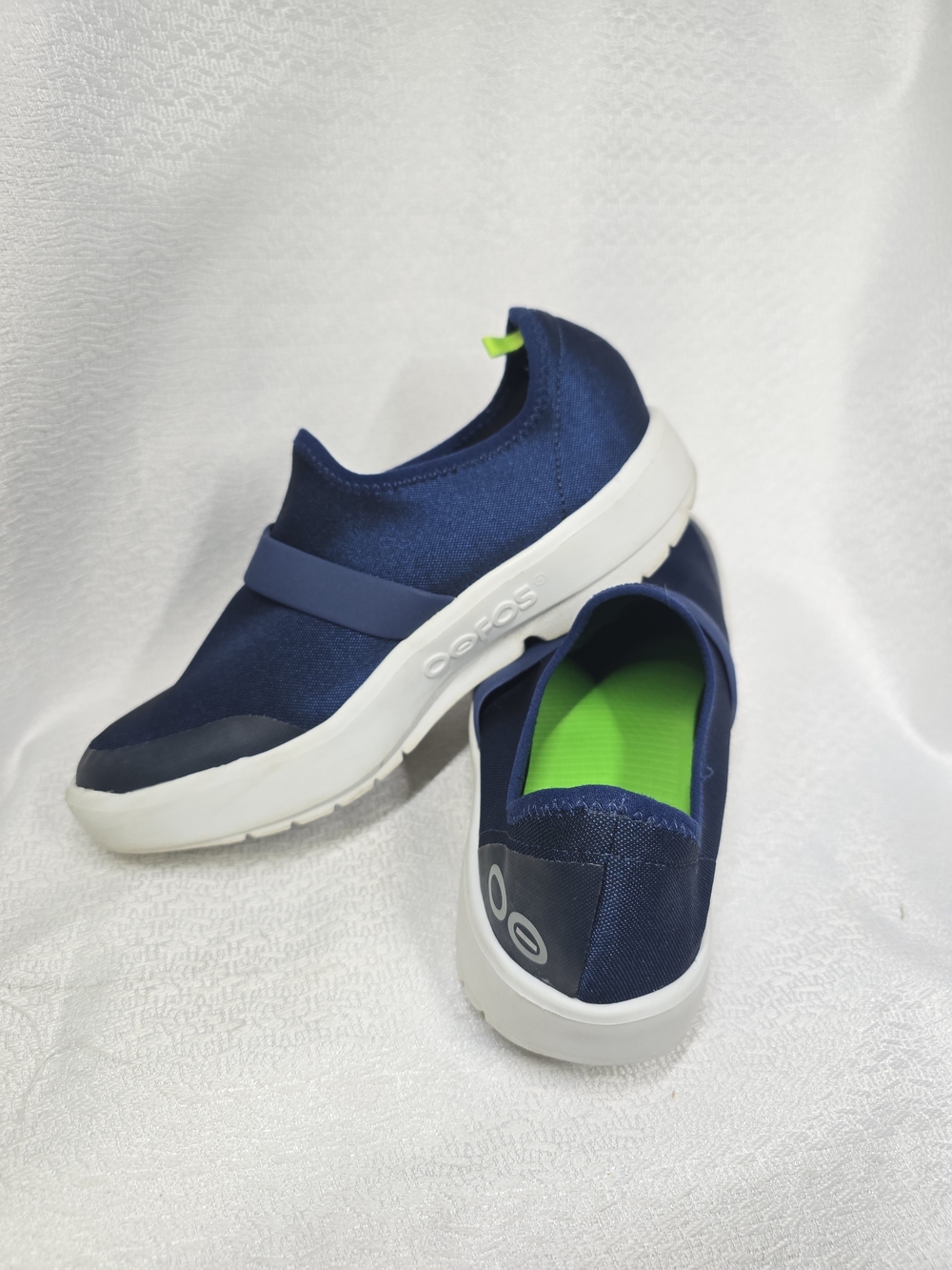 OOFOS Navy Blue Slip-On Sneakers with Lime Green Insole